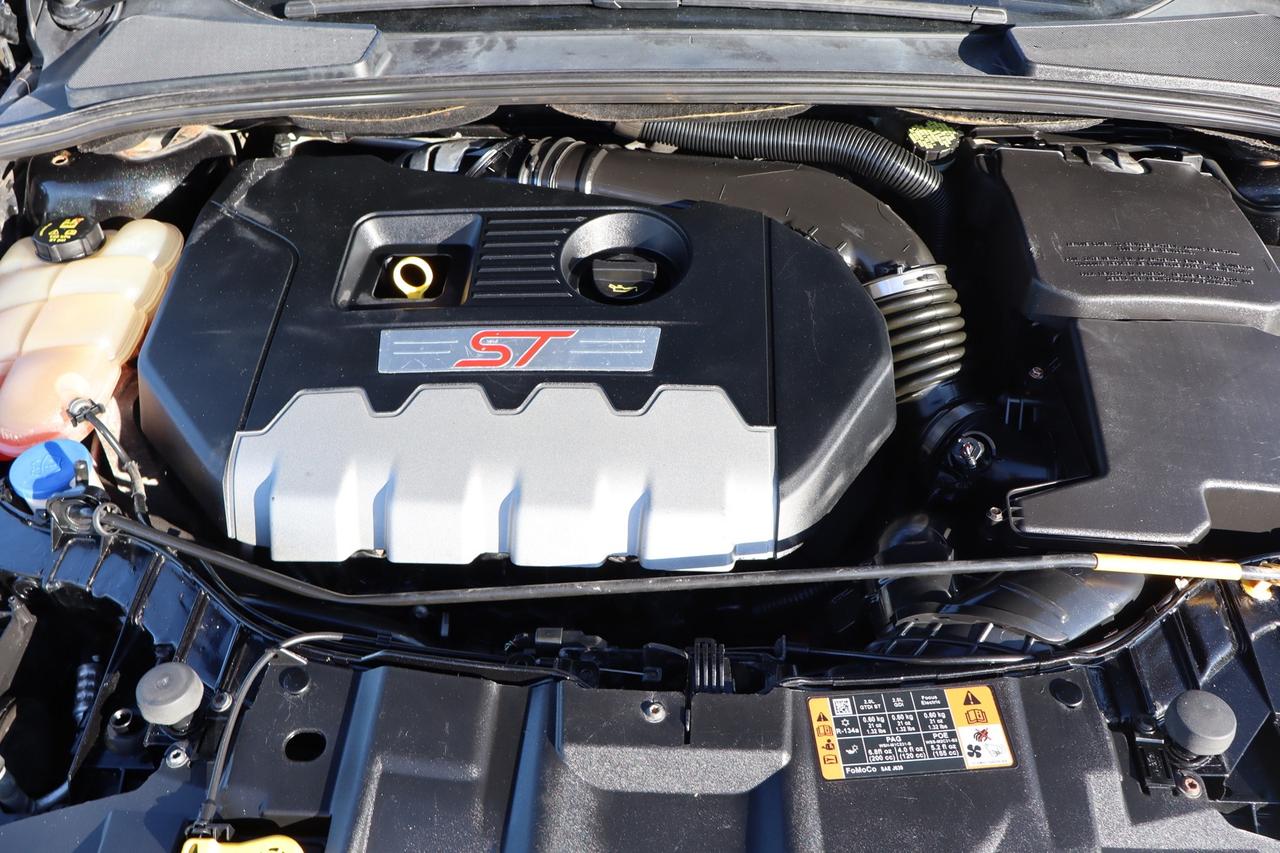 2015 Ford Focus ST Hatch   Safety Certification Included Photo