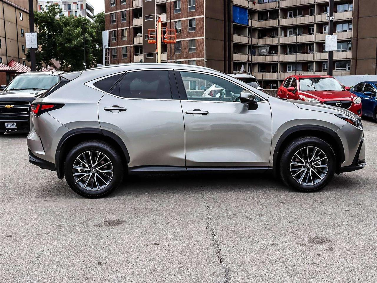 2025 Lexus NX PREMIUM AWD 2.4L TURBO NAVI ADAPTIVE CRUISE Photo2
