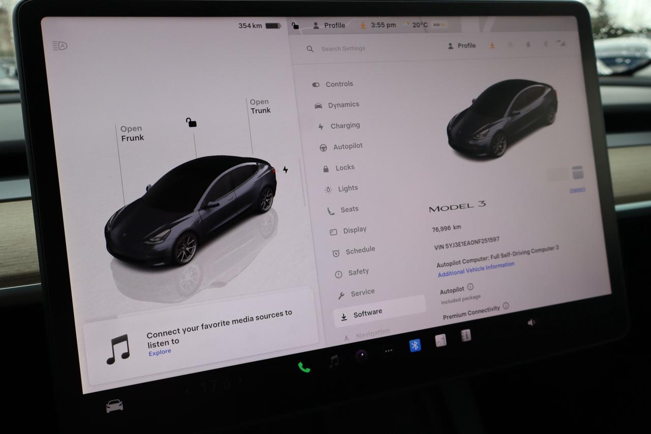 2022 Tesla Model 3 STANDARD RANGE PLUS Photo