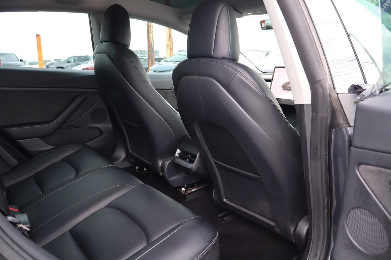 2022 Tesla Model 3 STANDARD RANGE PLUS Photo