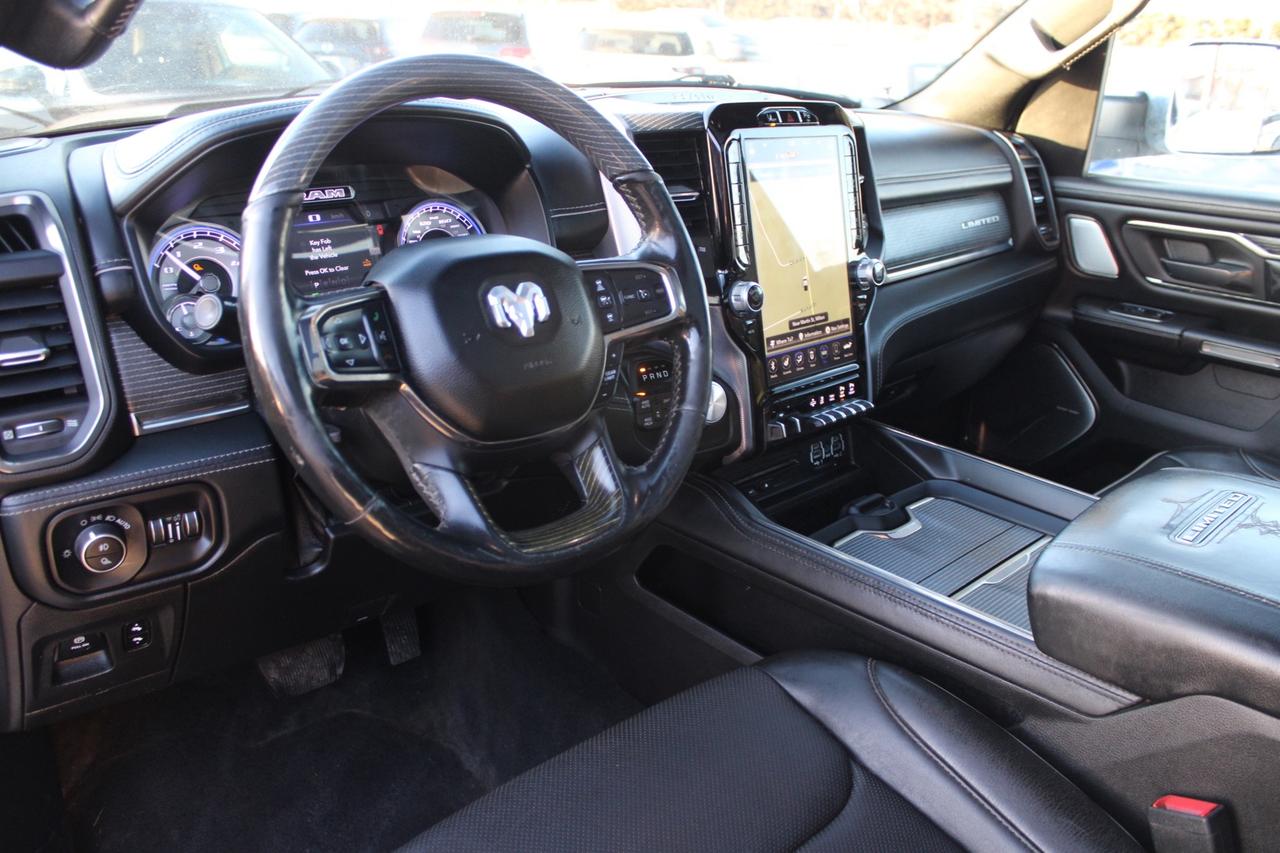 2019 RAM 1500 Limited Crew Cab 4WD   No Accident   Clean Carfax Photo