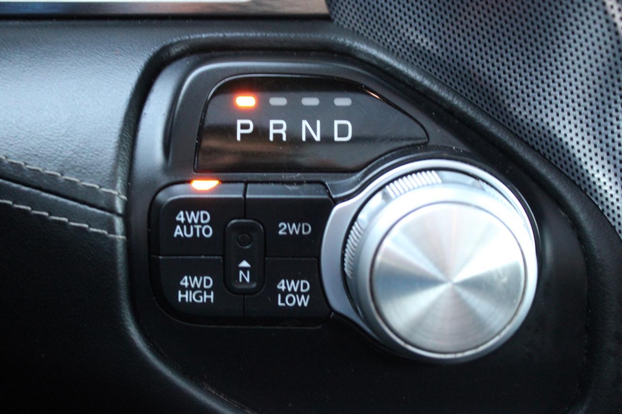 2019 RAM 1500 Limited Crew Cab 4WD   No Accident   Clean Carfax Photo