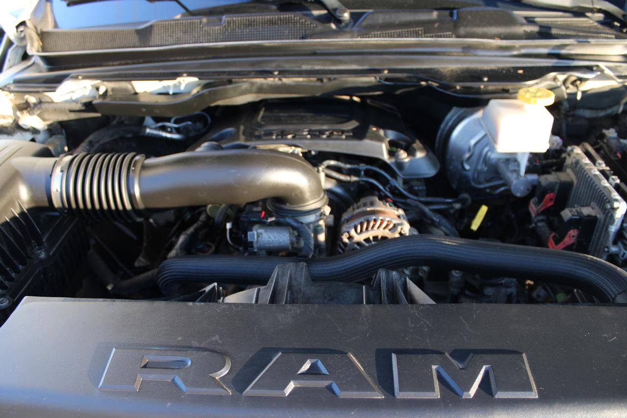 2019 RAM 1500 Limited Crew Cab 4WD   No Accident   Clean Carfax Photo