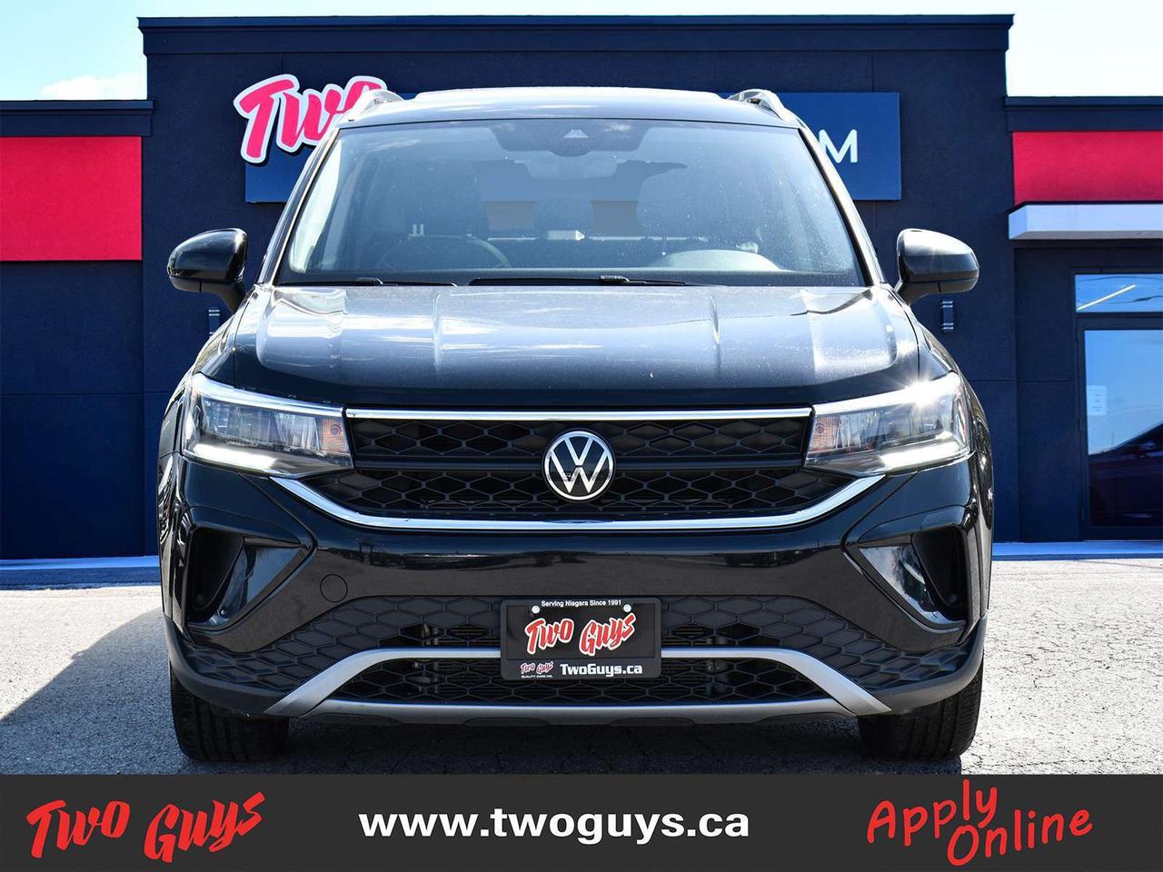 2024 Volkswagen Taos Comfortline FWD Panoroof Back Up Camera Photo