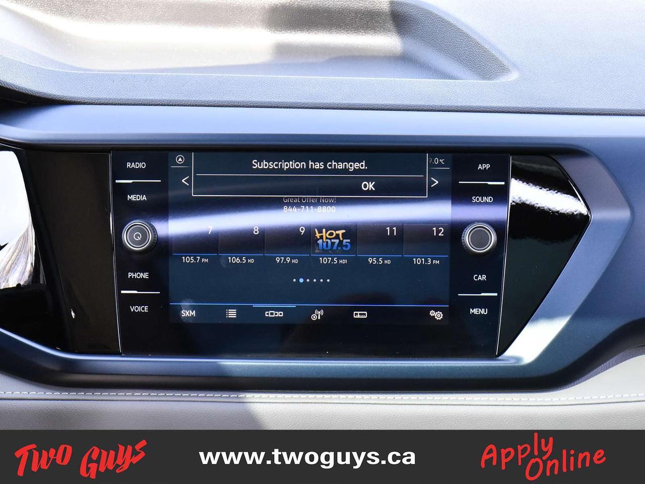 2024 Volkswagen Taos Comfortline FWD Panoroof Back Up Camera Photo