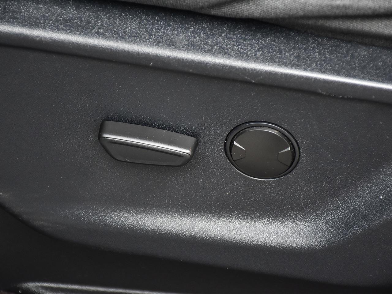 2022 Ford F-150 XLT SuperCrew 4x4 ~Nav ~Blind Spot ~Bluetooth ~Cam Photo