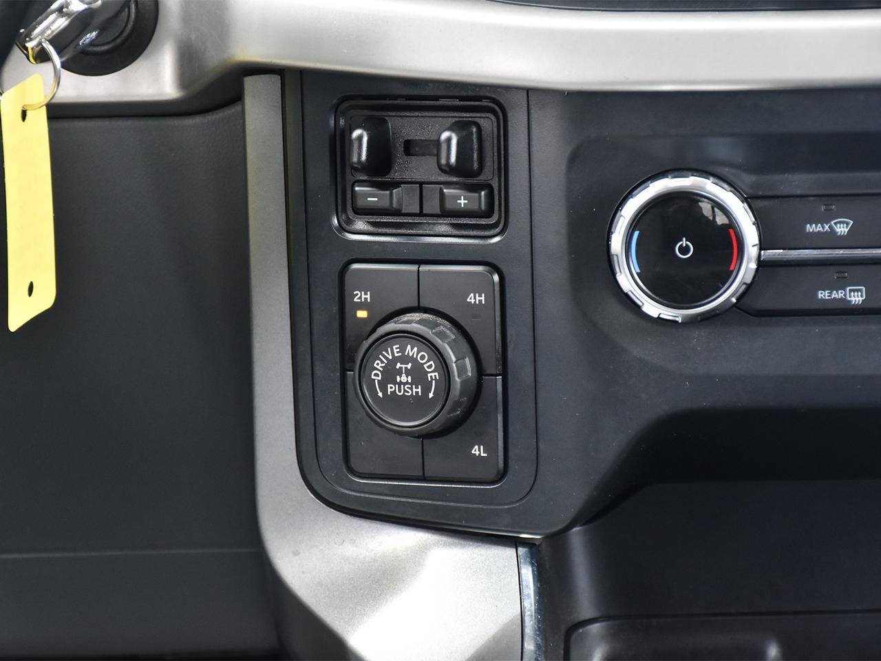 2022 Ford F-150 XLT SuperCrew 4x4 ~Nav ~Blind Spot ~Bluetooth ~Cam Photo