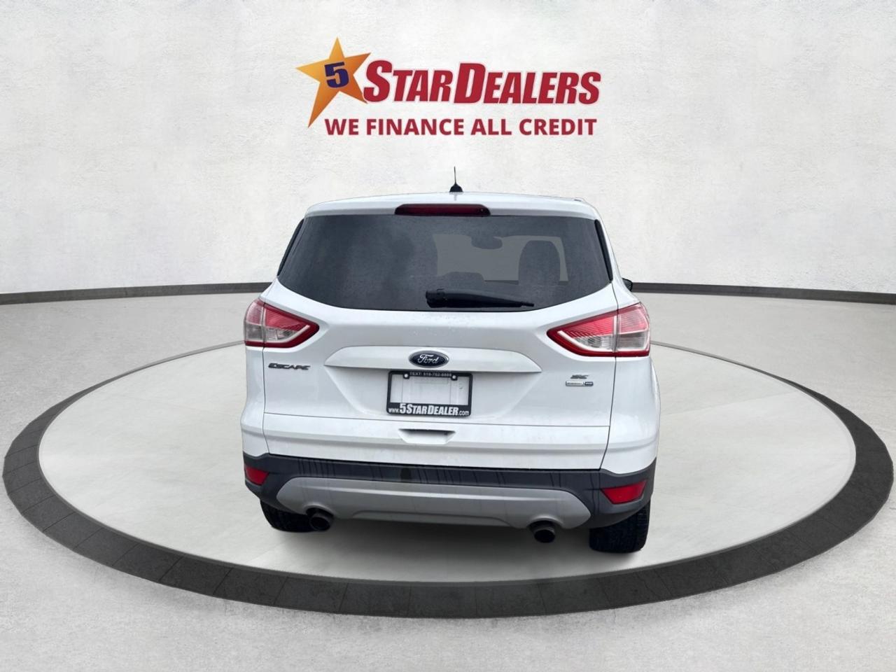 2013 Ford Escape AWD HEATED SEATS MUST SEE WE FINANCE ALL CREDIT Photo