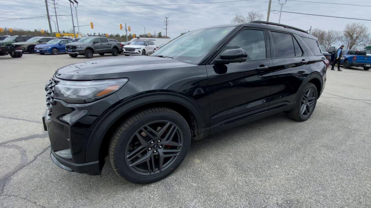 2026 Ford Explorer ST Photo