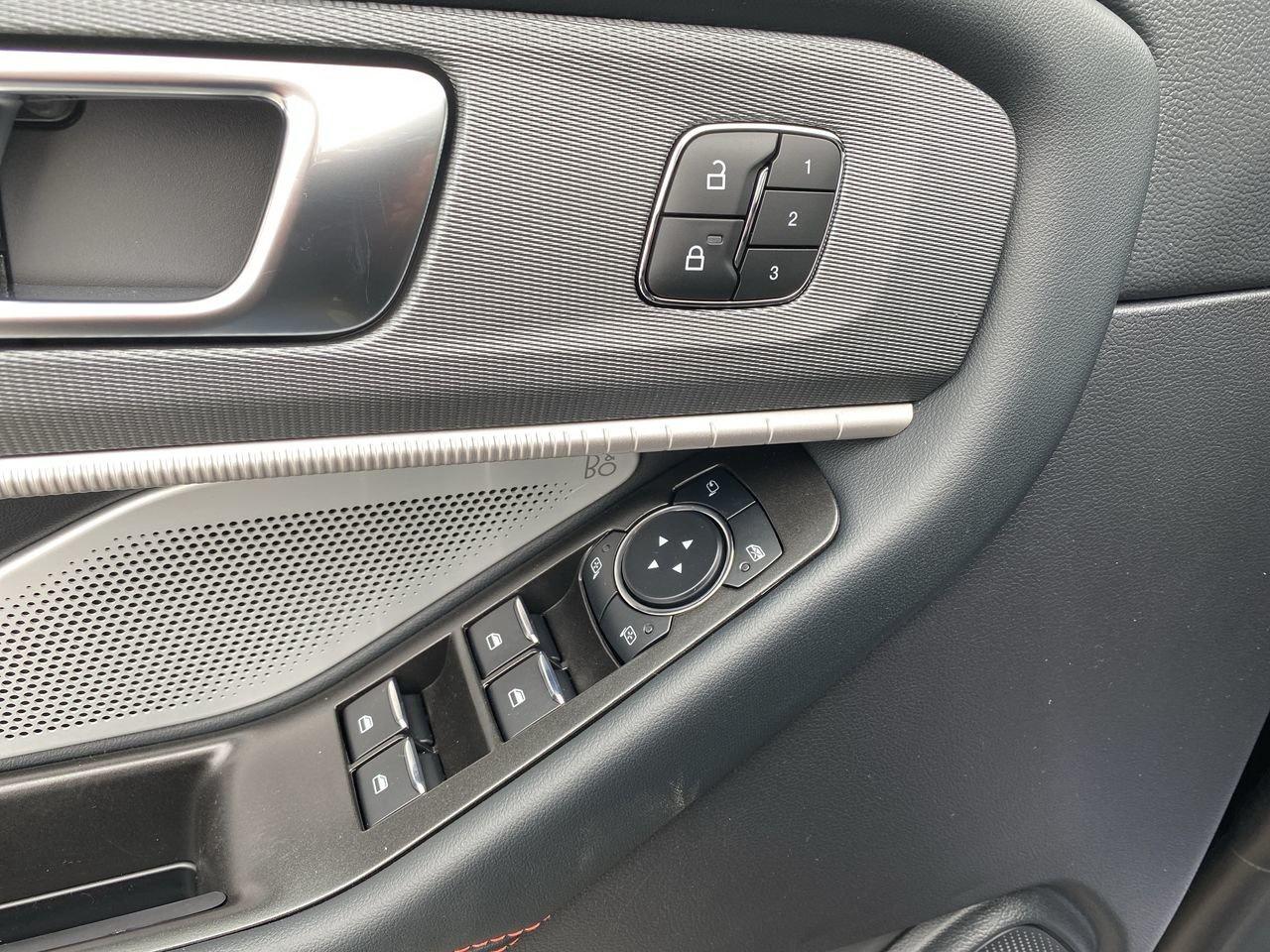 2026 Ford Explorer ST Photo