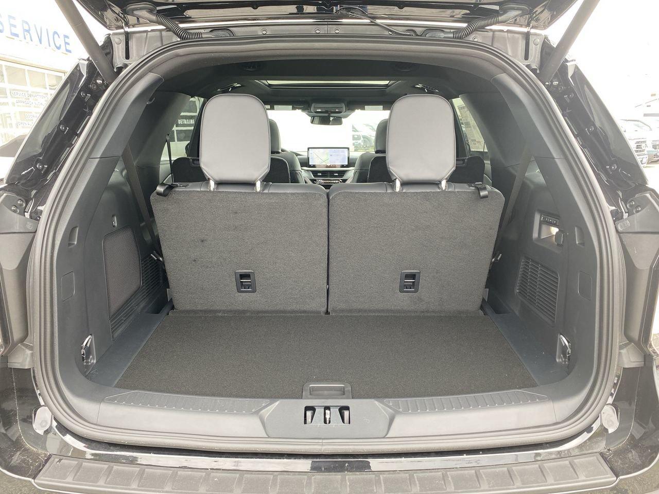 2026 Ford Explorer ST Photo