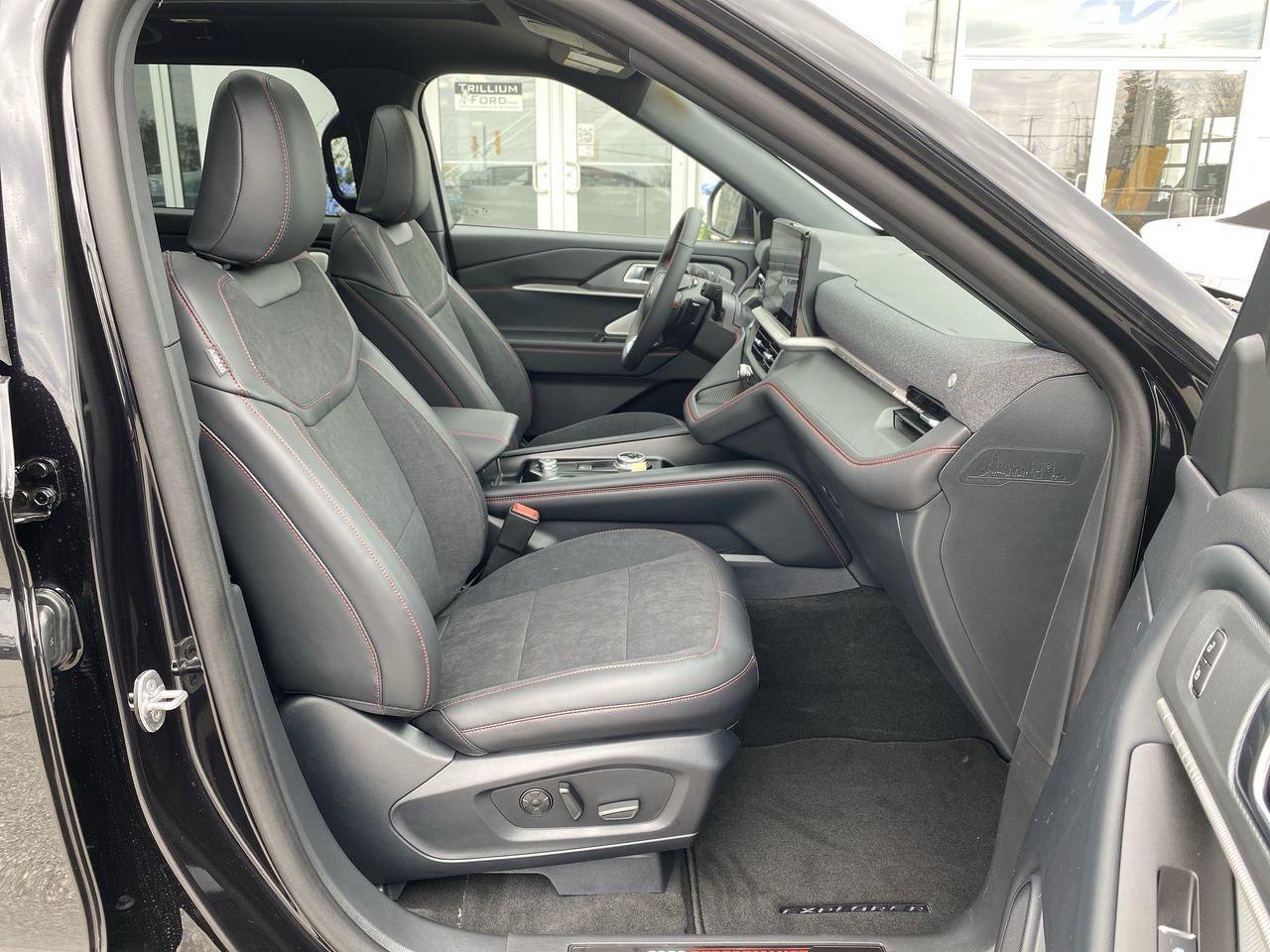 2026 Ford Explorer ST Photo