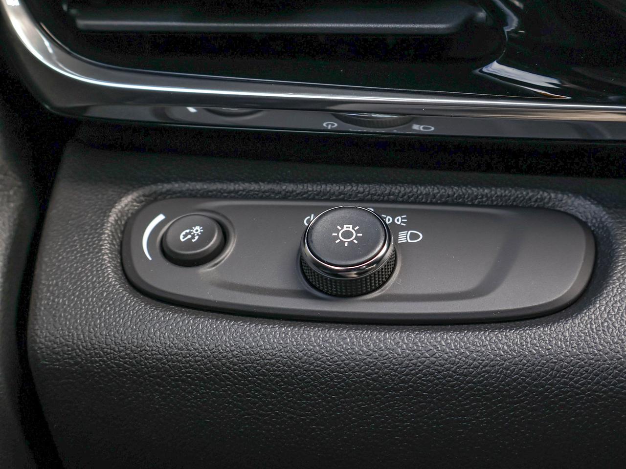 2026 Buick Envista Sport Touring Photo