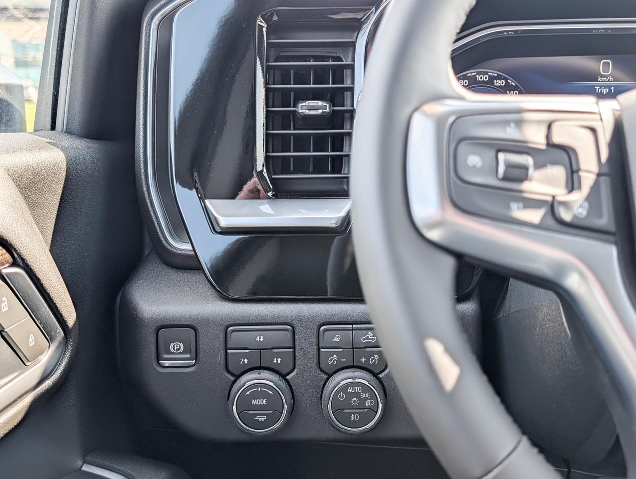 2026 Chevrolet SILVERADO 2500HD LT Photo