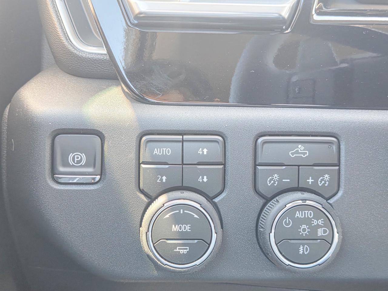 2026 Chevrolet Silverado 1500 RST Photo