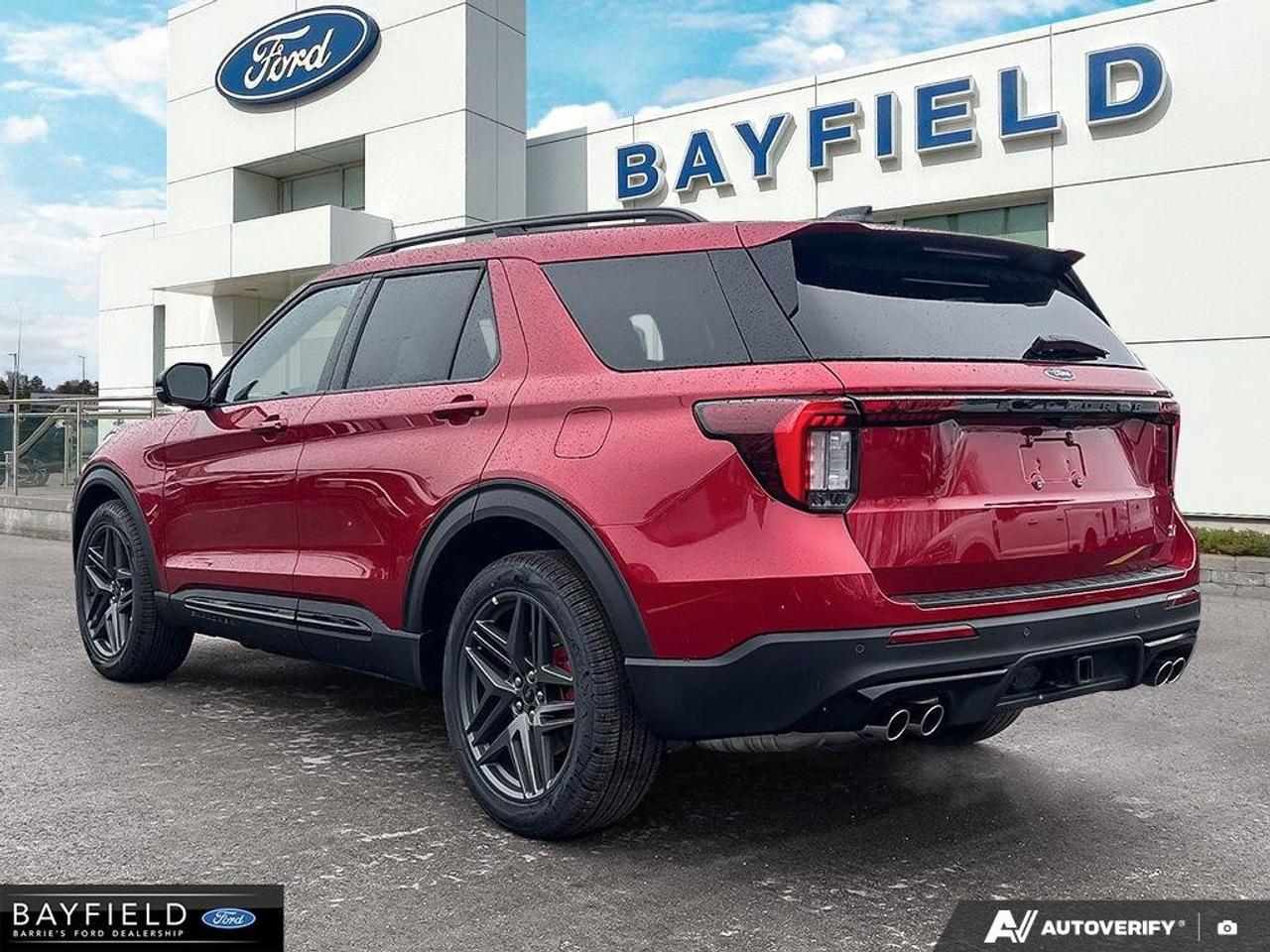 2026 Ford Explorer ST Photo3
