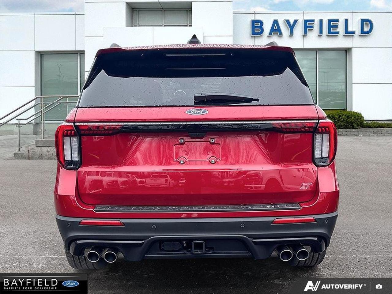 2026 Ford Explorer ST Photo4