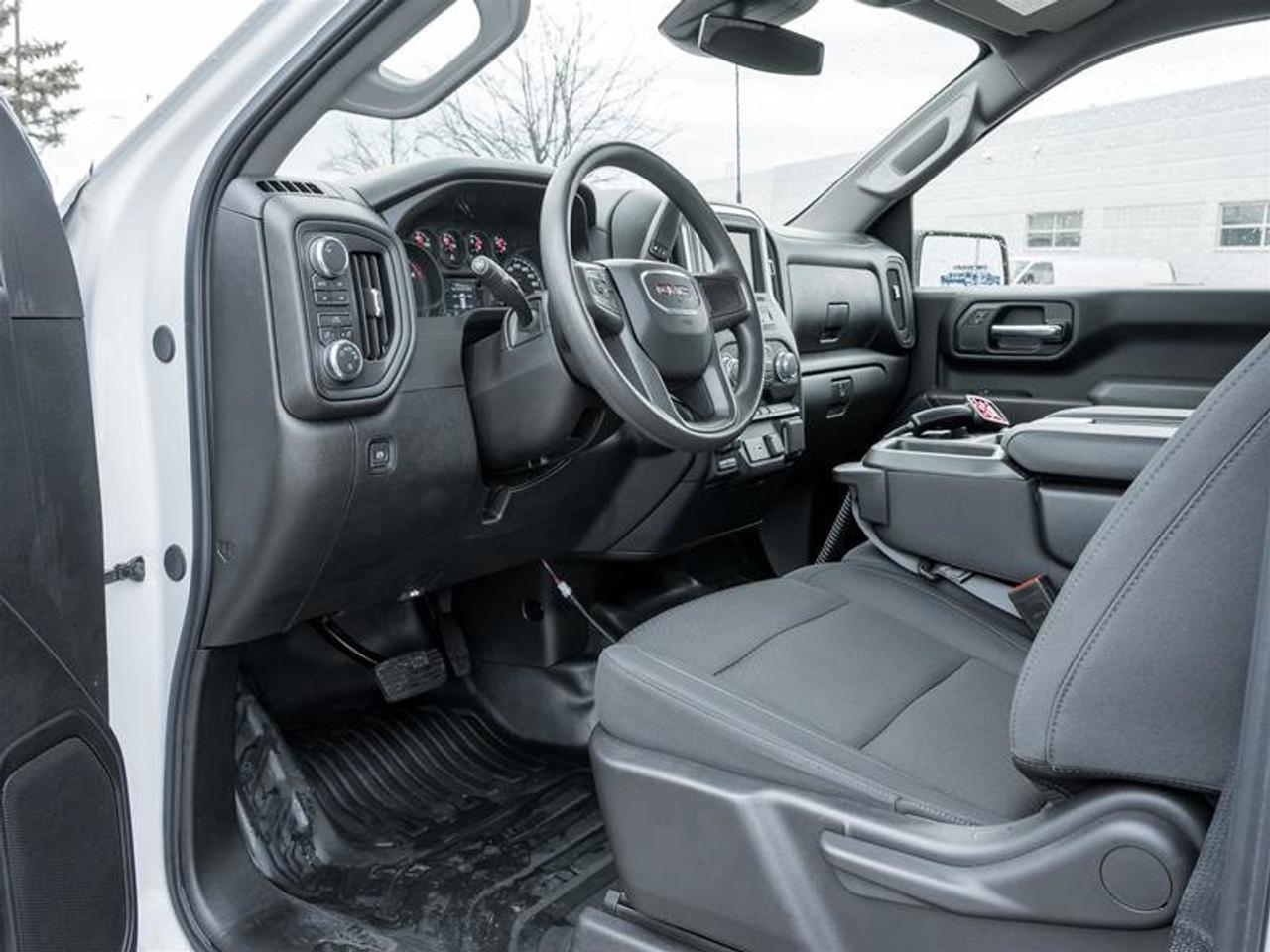 2024 GMC SIERRA 2500HD 4WD Regular Cab Long Box Pro Photo