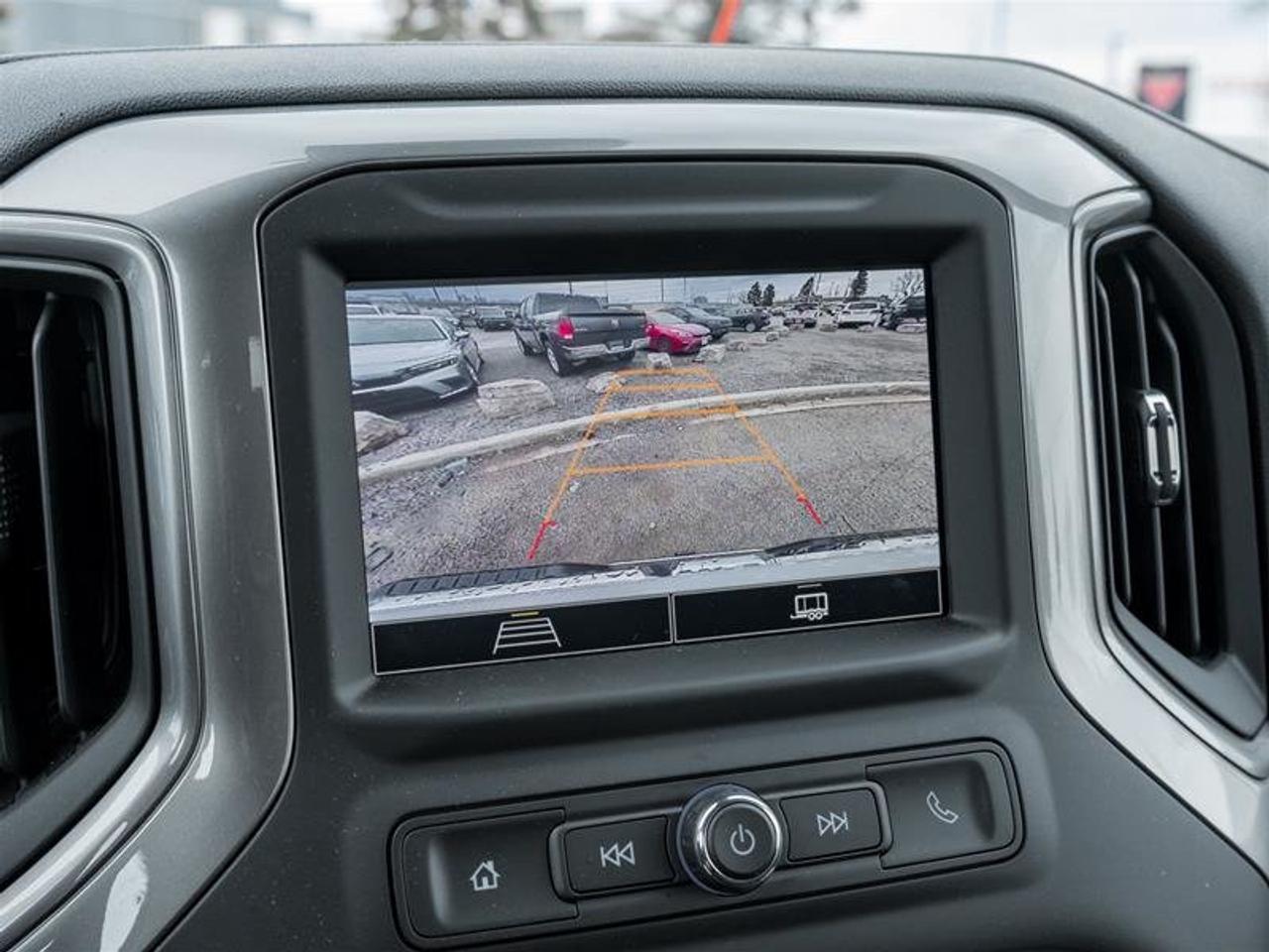 2024 GMC SIERRA 2500HD 4WD Regular Cab Long Box Pro Photo