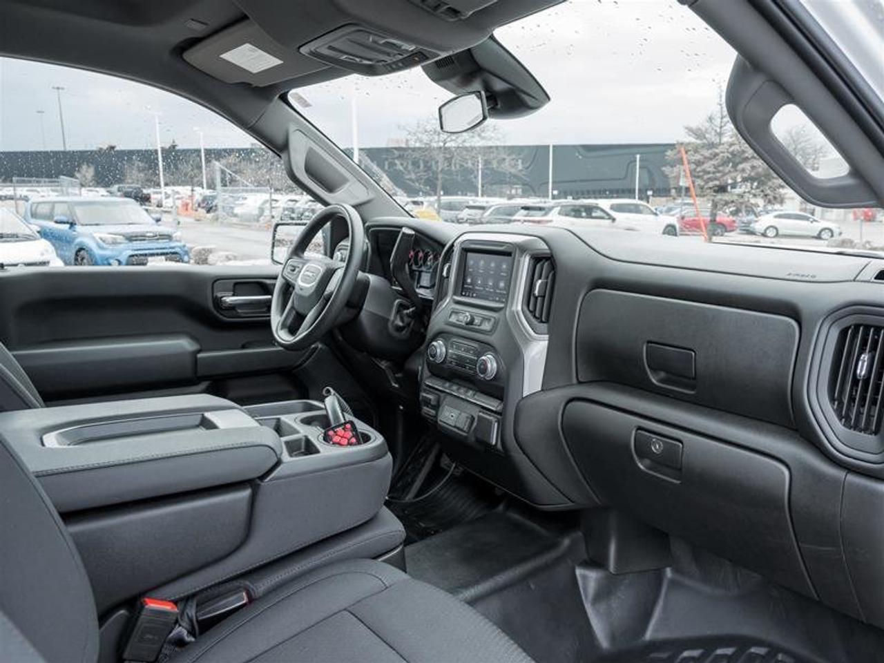 2024 GMC SIERRA 2500HD 4WD Regular Cab Long Box Pro Photo