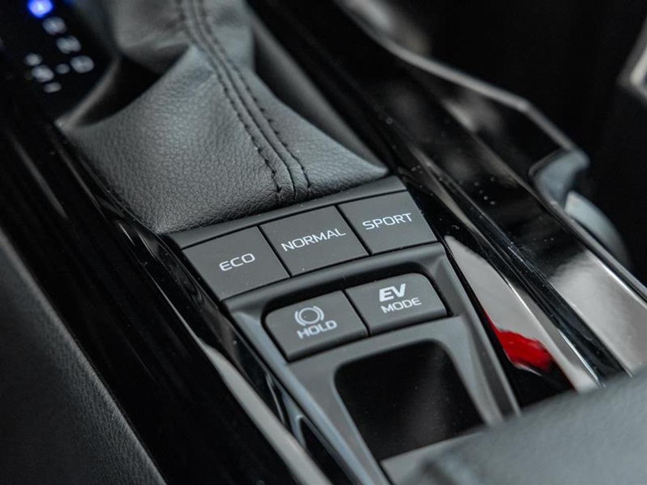 2026 Toyota Camry Hybrid XSE AWD Sunroof | Navi | Backup Cam | Heated Seats | Wireless Charging | XSE Photo
