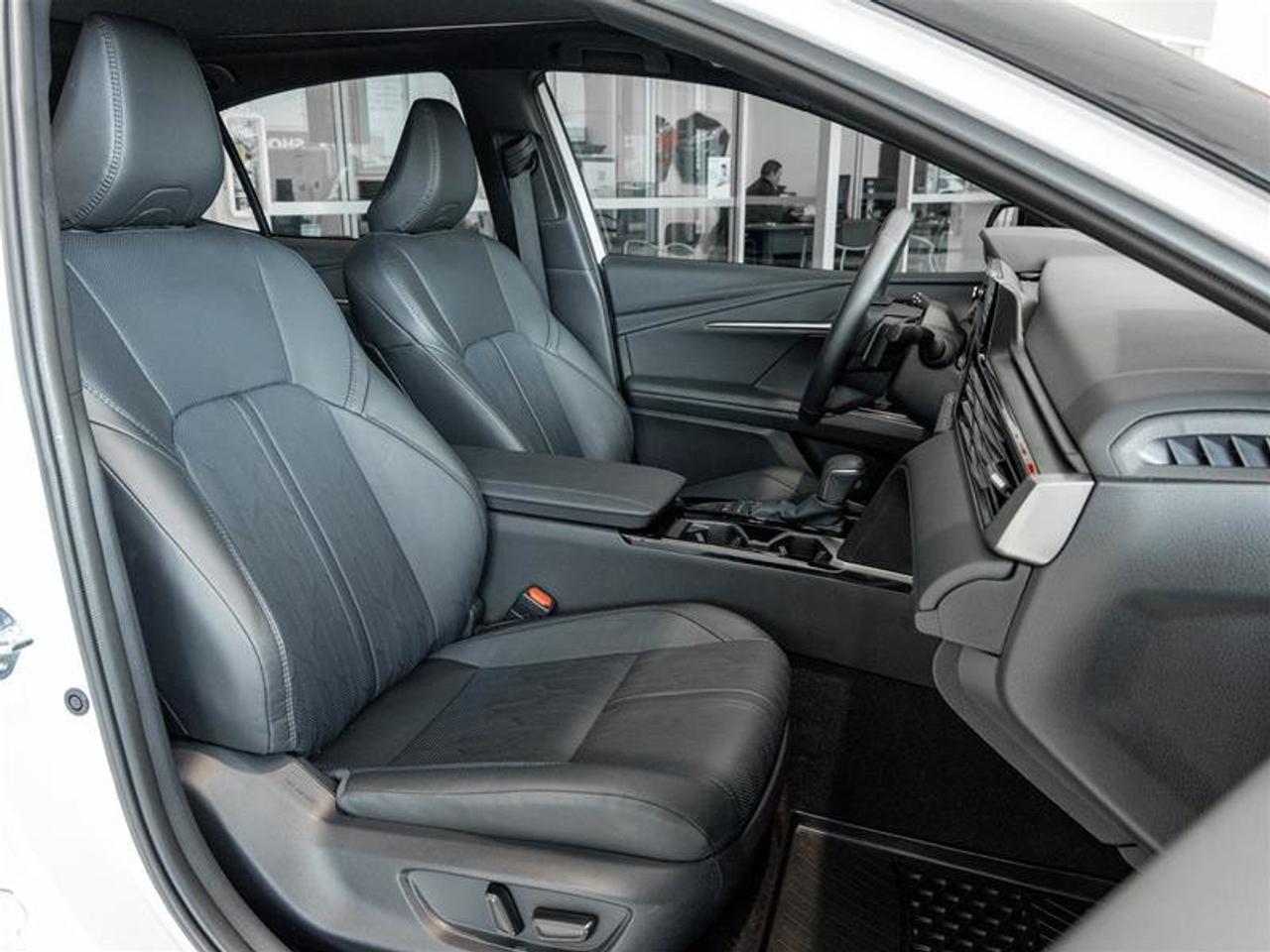 2026 Toyota Camry Hybrid XSE AWD Sunroof | Navi | Backup Cam | Heated Seats | Wireless Charging | XSE Photo