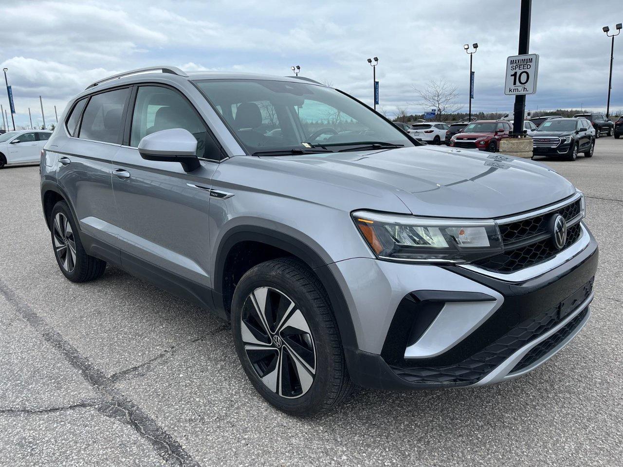 2024 Volkswagen Taos Comfortline 4Motion Photo