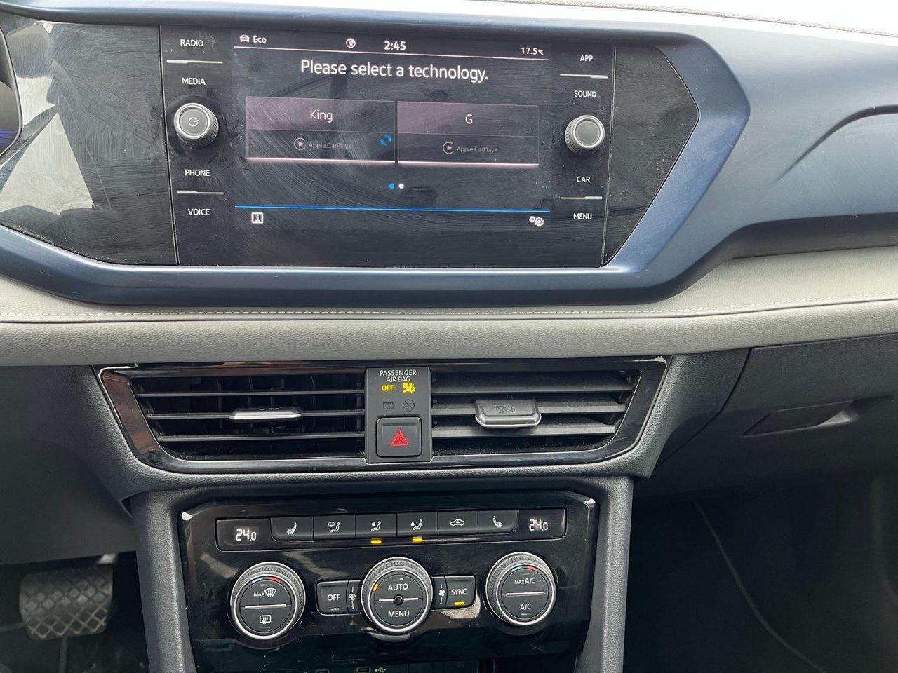 2024 Volkswagen Taos Comfortline 4Motion Photo