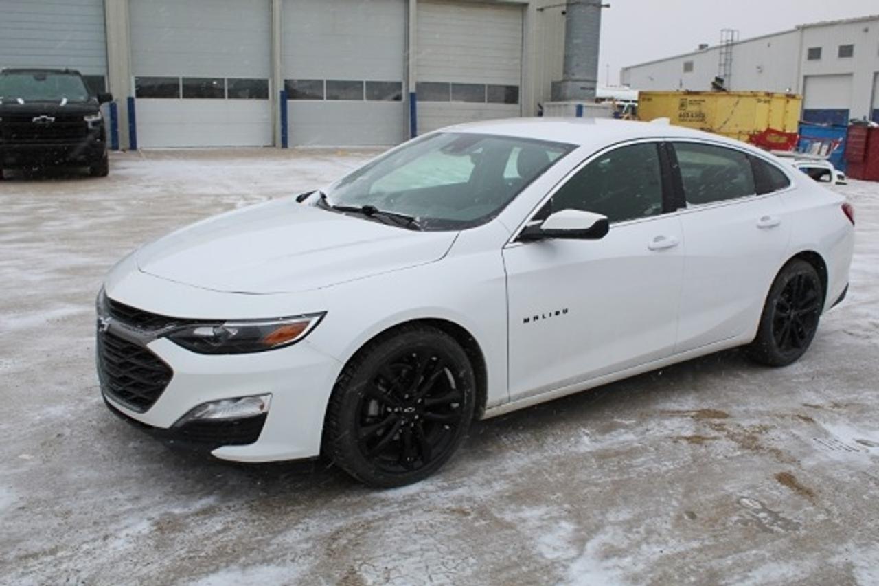 2024 Chevrolet Malibu LT w/Htd cloth, BUC - Photo #1