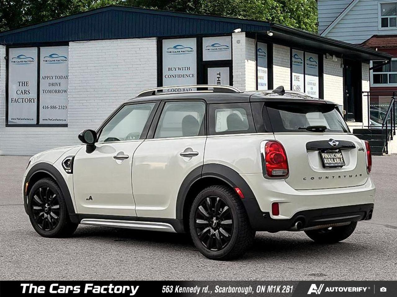 2018 MINI Cooper Countryman S ALL4 Apple CarPlay / Camera / Loaded! Photo3
