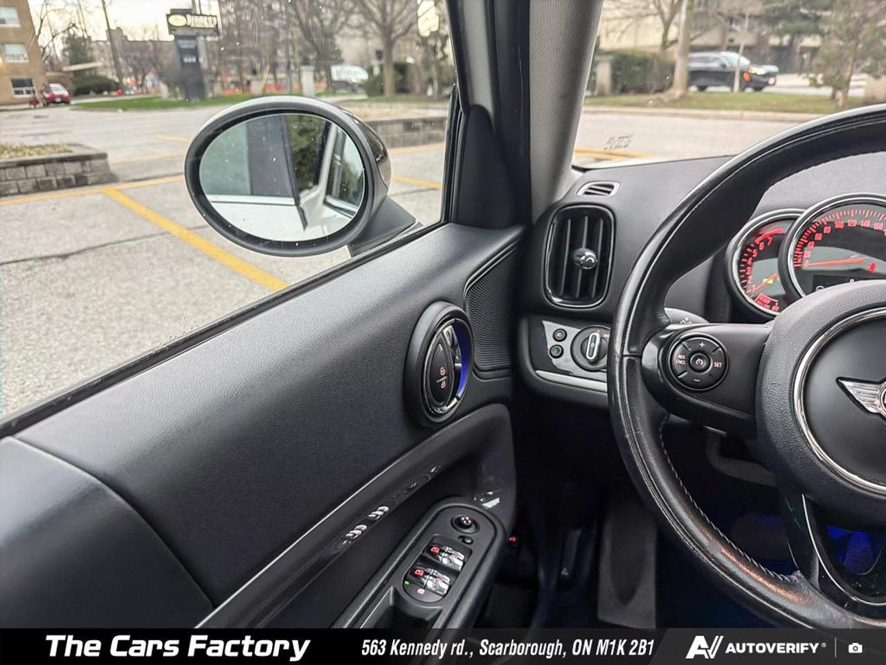 2018 MINI Cooper Countryman S ALL4 Apple CarPlay / Camera / Loaded! Photo