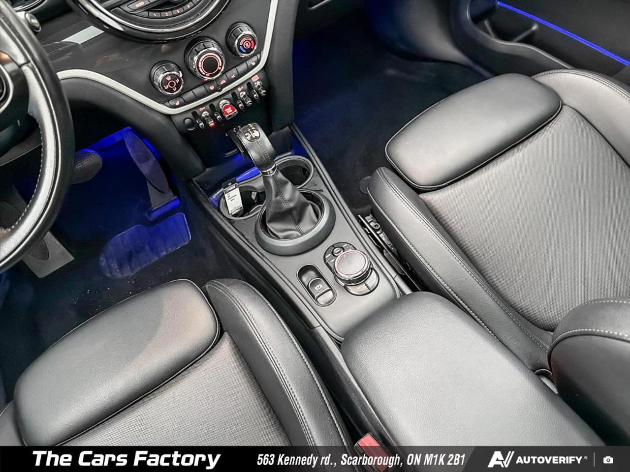 2018 MINI Cooper Countryman S ALL4 Apple CarPlay / Camera / Loaded! Photo