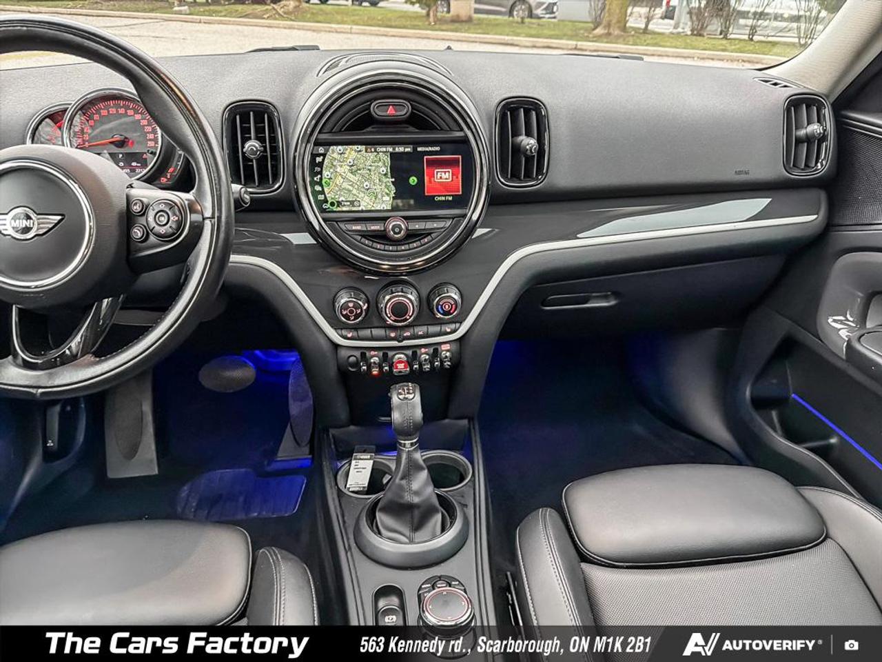 2018 MINI Cooper Countryman S ALL4 Apple CarPlay / Camera / Loaded! Photo