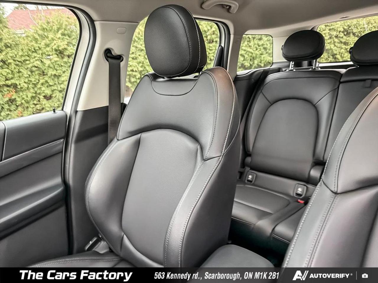 2018 MINI Cooper Countryman S ALL4 Apple CarPlay / Camera / Loaded! Photo