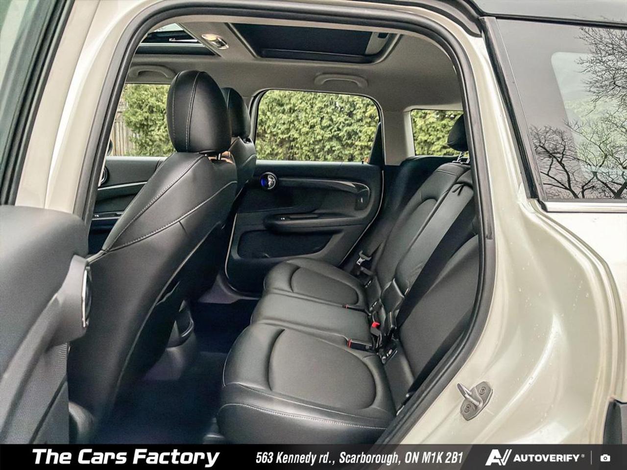 2018 MINI Cooper Countryman S ALL4 Apple CarPlay / Camera / Loaded! Photo