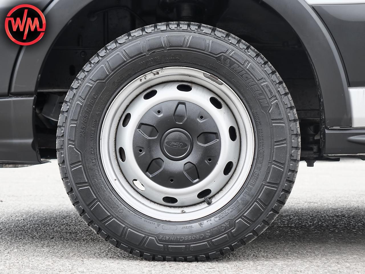 2019 Ford Transit 250 REV-CAM*LOW ROOF 90 130"*ROOF RACK Photo