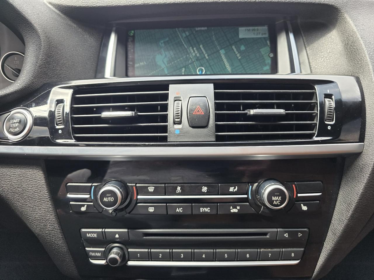 2015 BMW X3 xDrive28i AWD Photo
