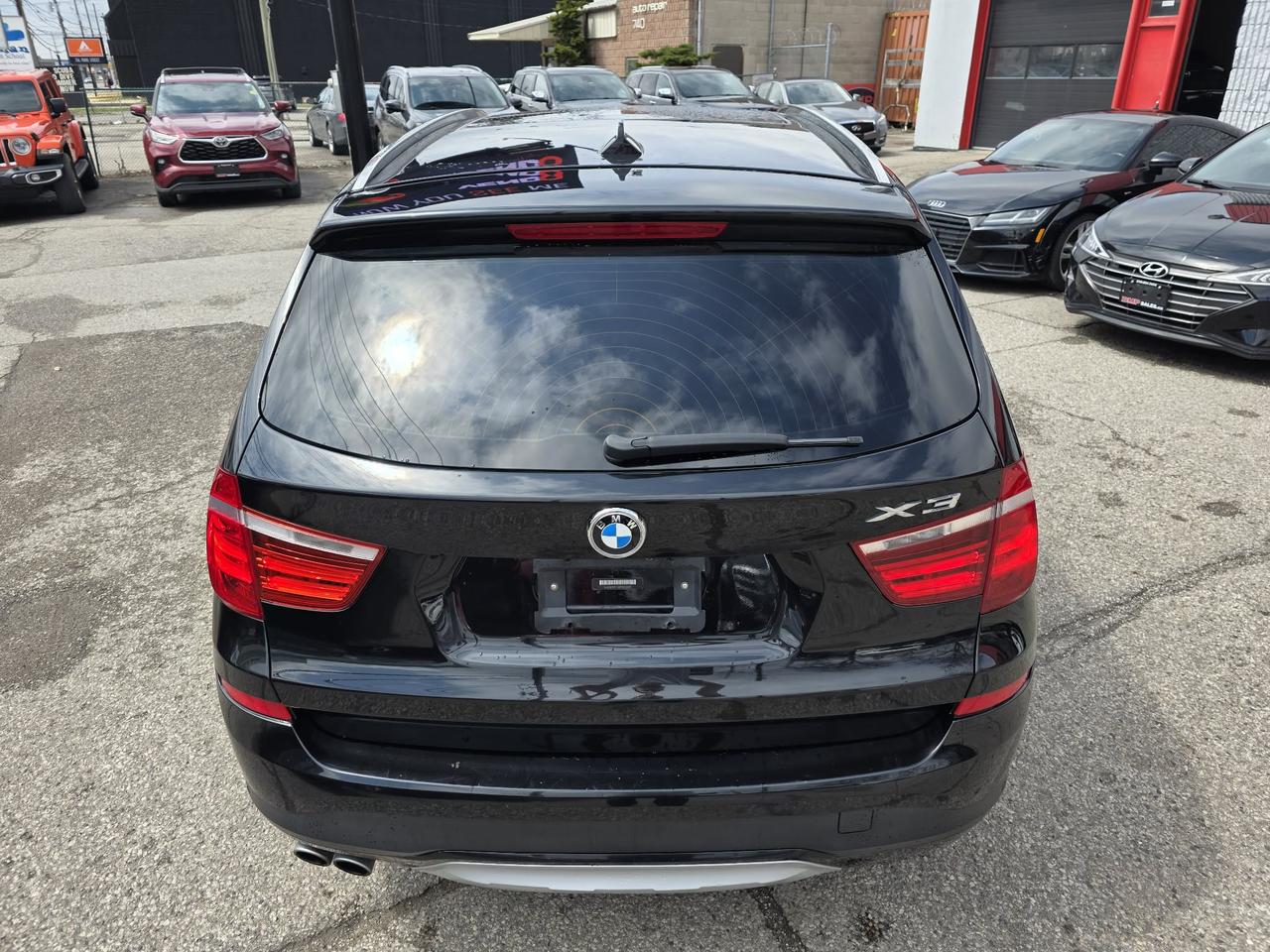 2015 BMW X3 xDrive28i AWD Photo