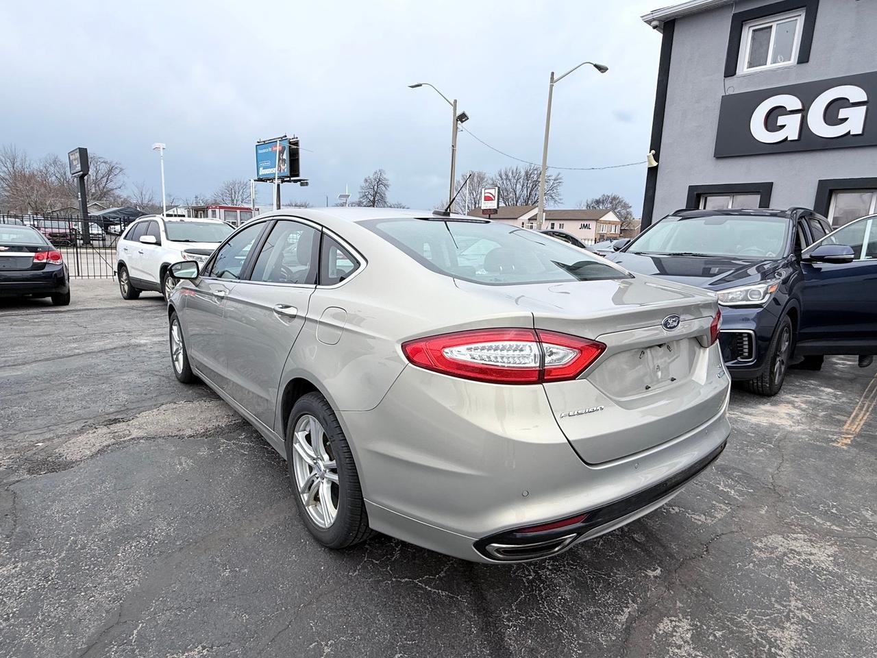 2016 Ford Fusion SE AWD | CERTIFIED Photo2