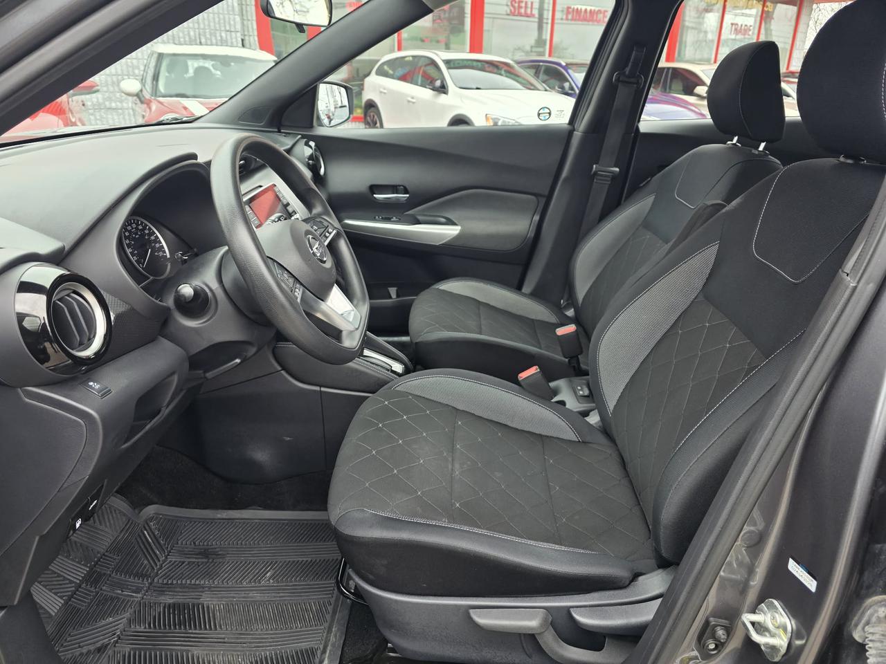 2019 Nissan Kicks SV Photo