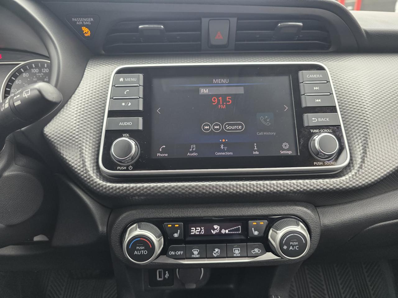 2019 Nissan Kicks SV Photo