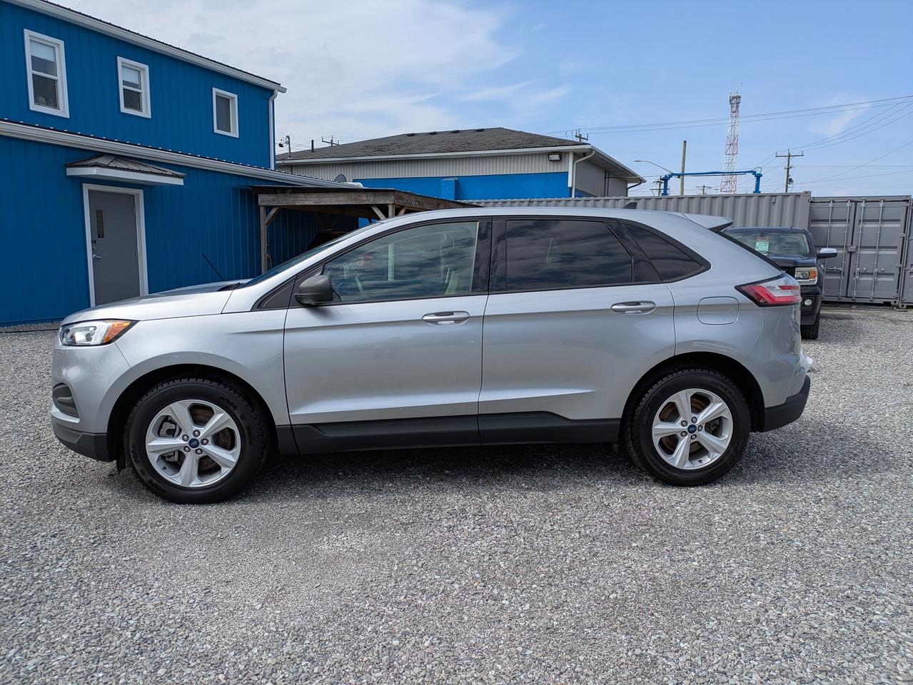 2022 Ford Edge SE AWD Photo1