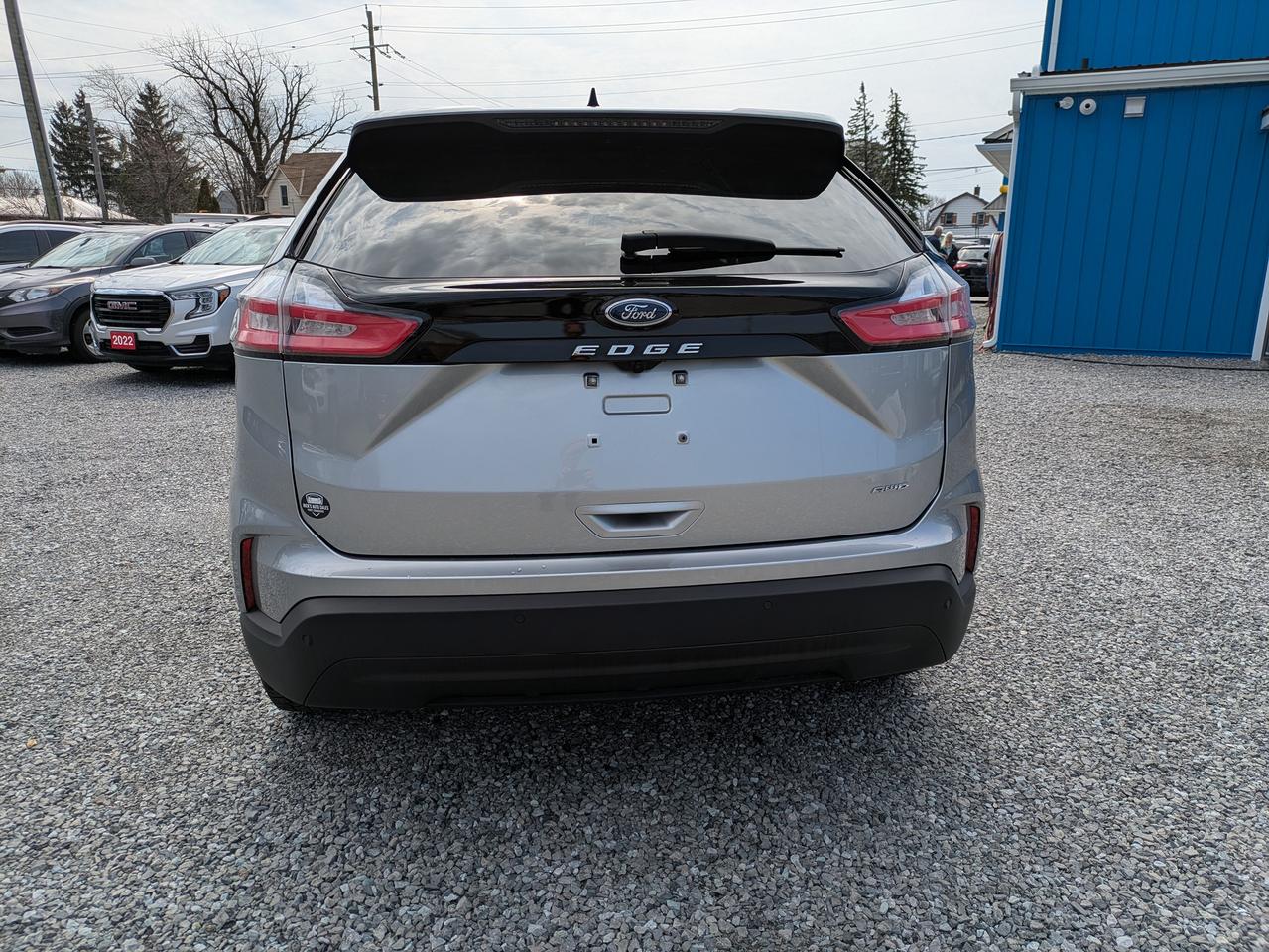 2022 Ford Edge SE AWD Photo3