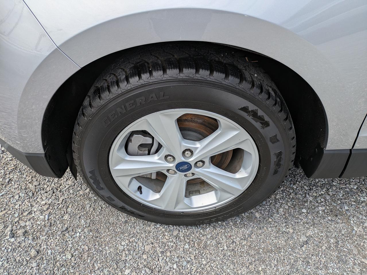2022 Ford Edge SE AWD Photo