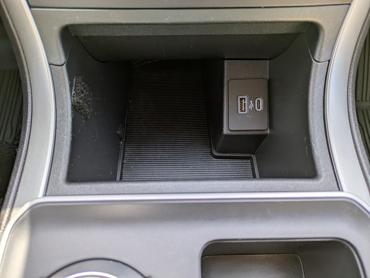 2022 Ford Edge SE AWD Photo