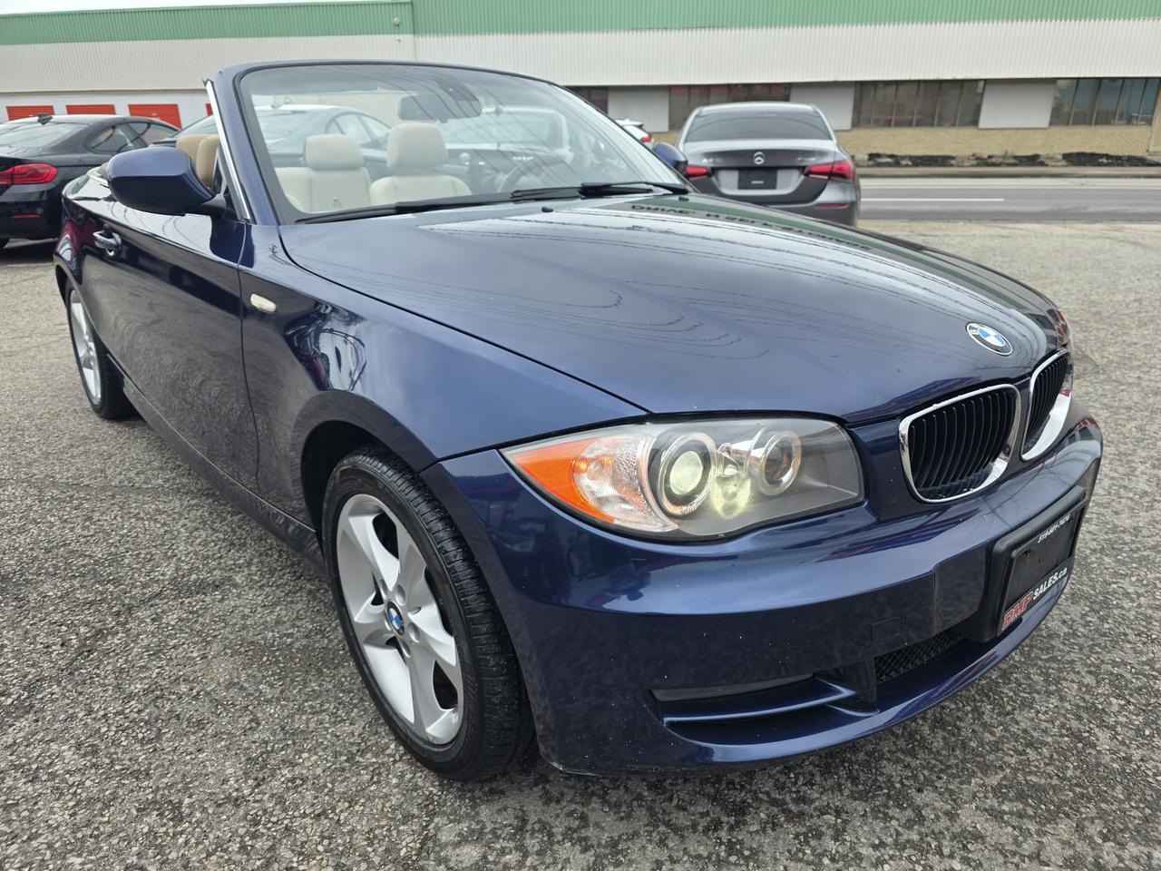 2011 BMW 1 Series 128i Convertible Photo