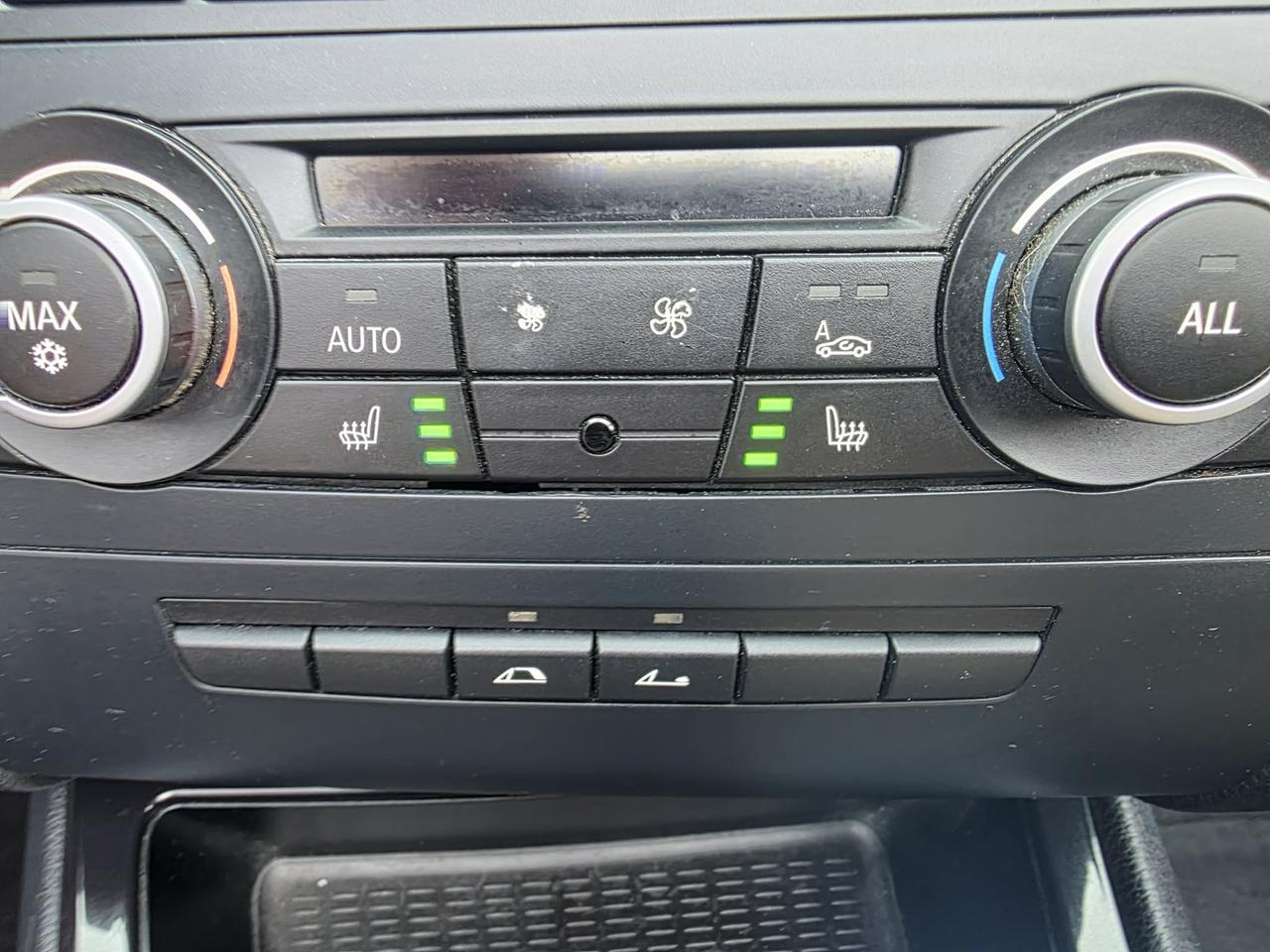 2011 BMW 1 Series 128i Convertible Photo