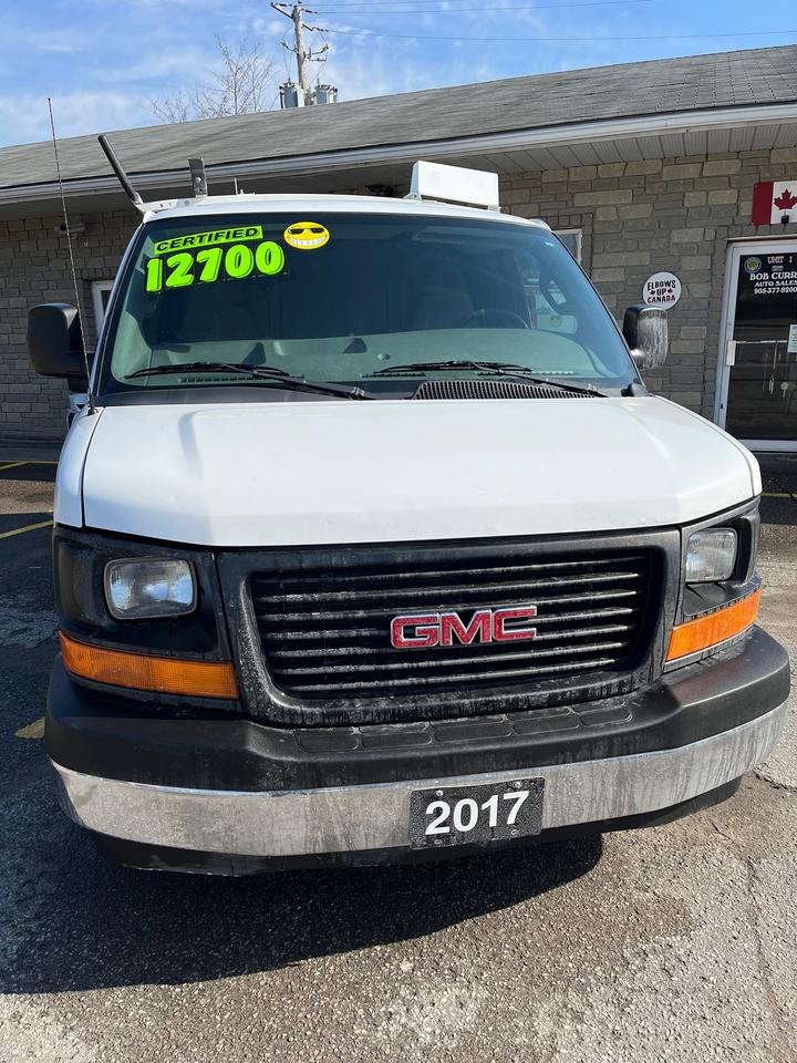 2017 GMC Savana Cargo Van 3500 6 LTR V8 Photo2