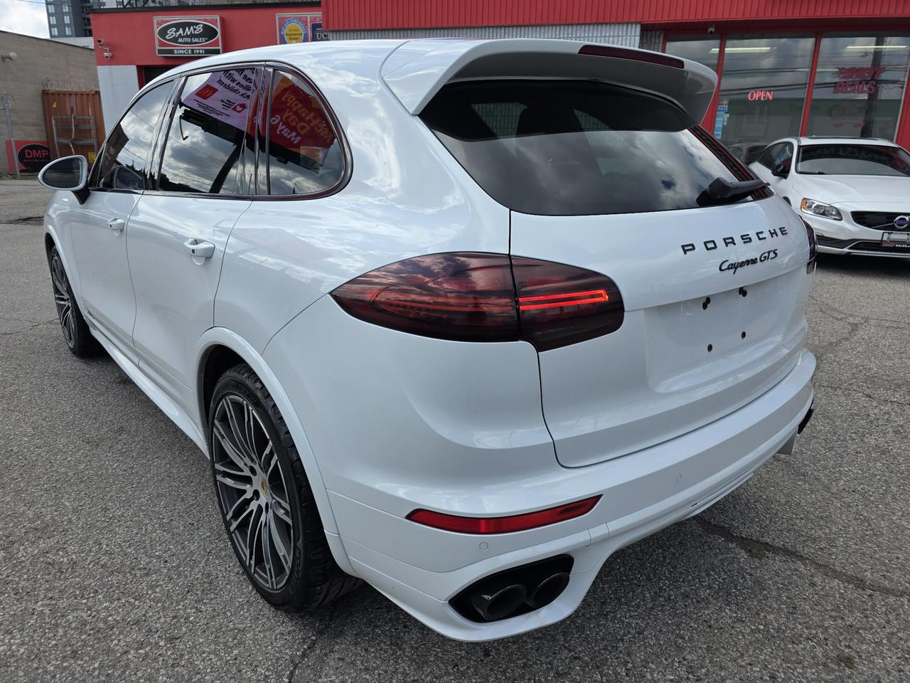 2016 Porsche Cayenne GTS AWD Photo