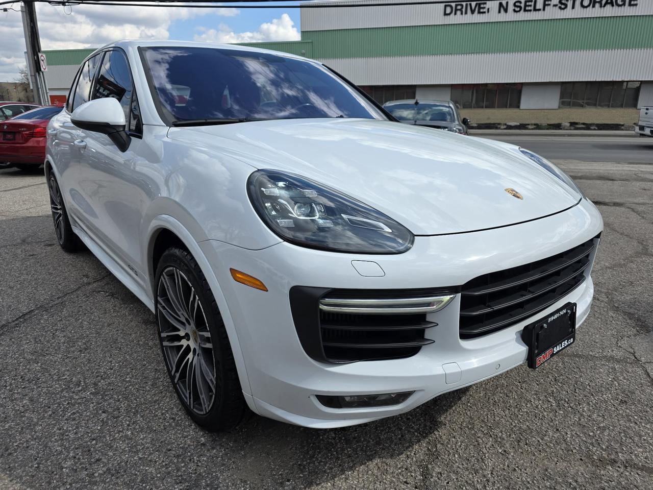 2016 Porsche Cayenne GTS AWD Photo